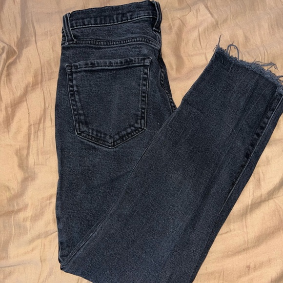 Old navy Jeans - Picture 2 of 3